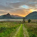 木屋 With Charm In Lofoten