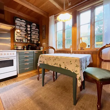With Charm In Lofoten Chalet Valberg