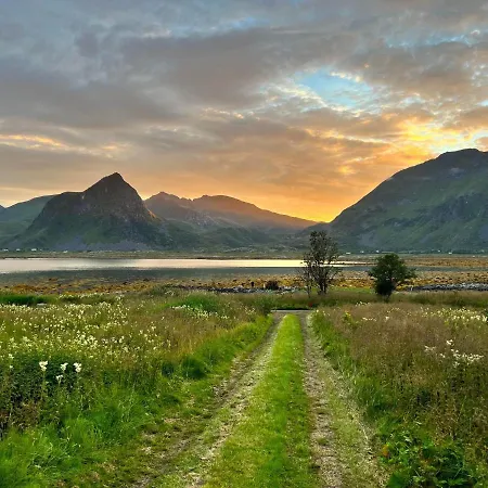 木屋 With Charm In Lofoten